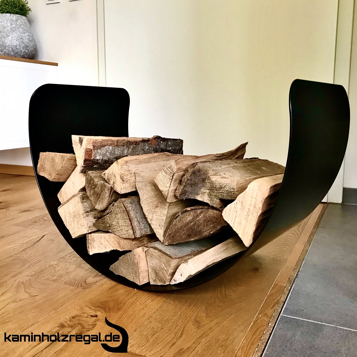 KAMINHOLZ SCHALE - UNSER NEUES PRODUKT FÜR DEN INNEN- UND AUSSENBEREICH