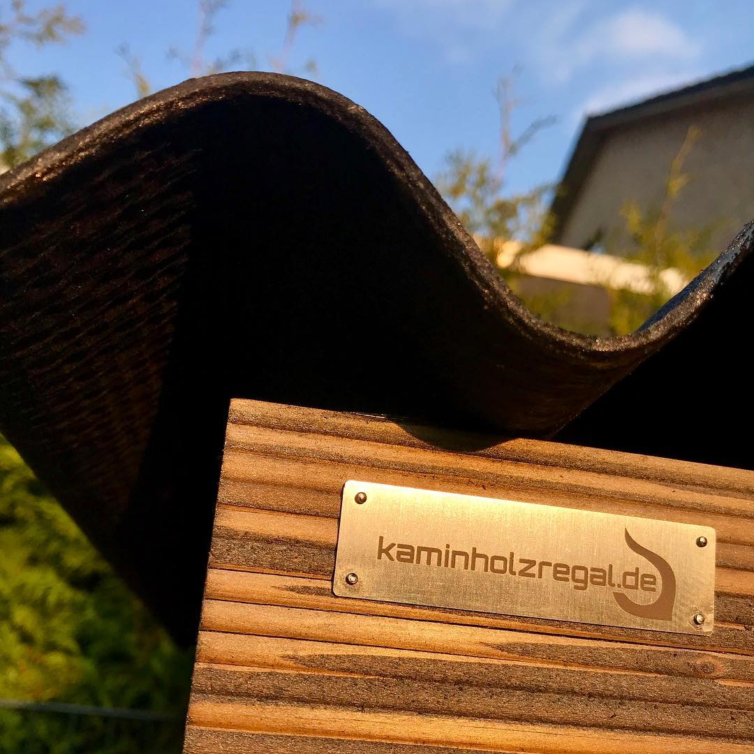 MARKENBRANDING FÜR UNSERE KAMINHOLZREGALE = CHECK
